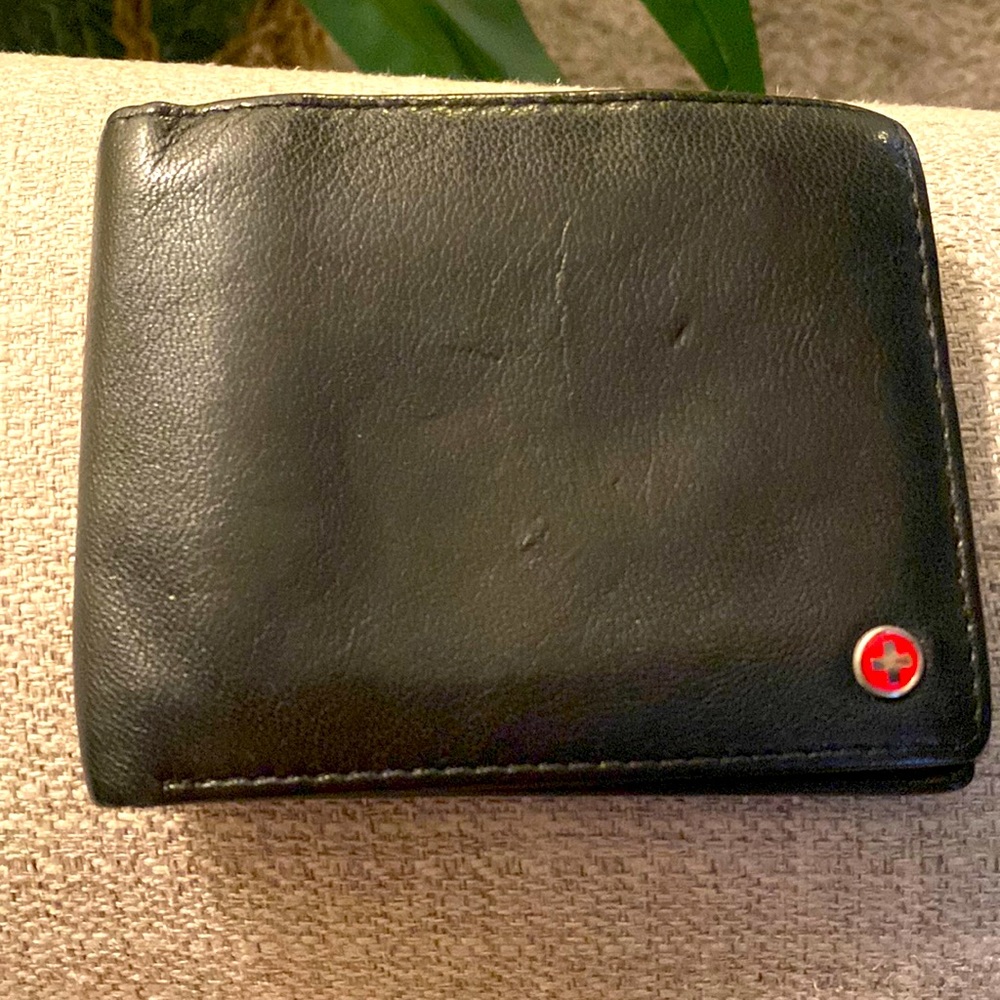 Alpine Swiss Wallet | Trifold